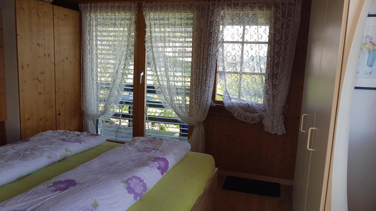 Traumhaftes Chalet Mit Seesicht Krattigen Extérieur photo