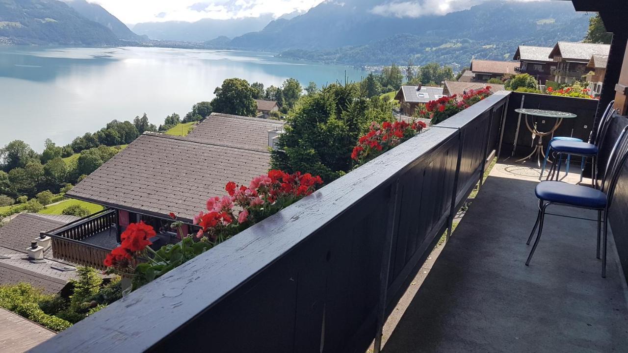 Traumhaftes Chalet Mit Seesicht Krattigen Extérieur photo