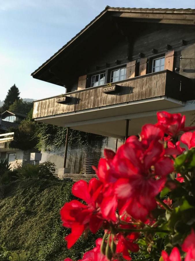 Traumhaftes Chalet Mit Seesicht Krattigen Extérieur photo